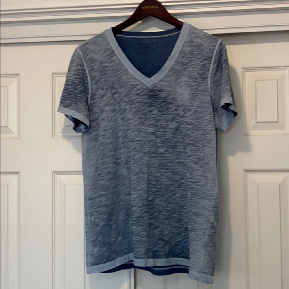 Rogue State Mens size L V-neck Blue T-shirt